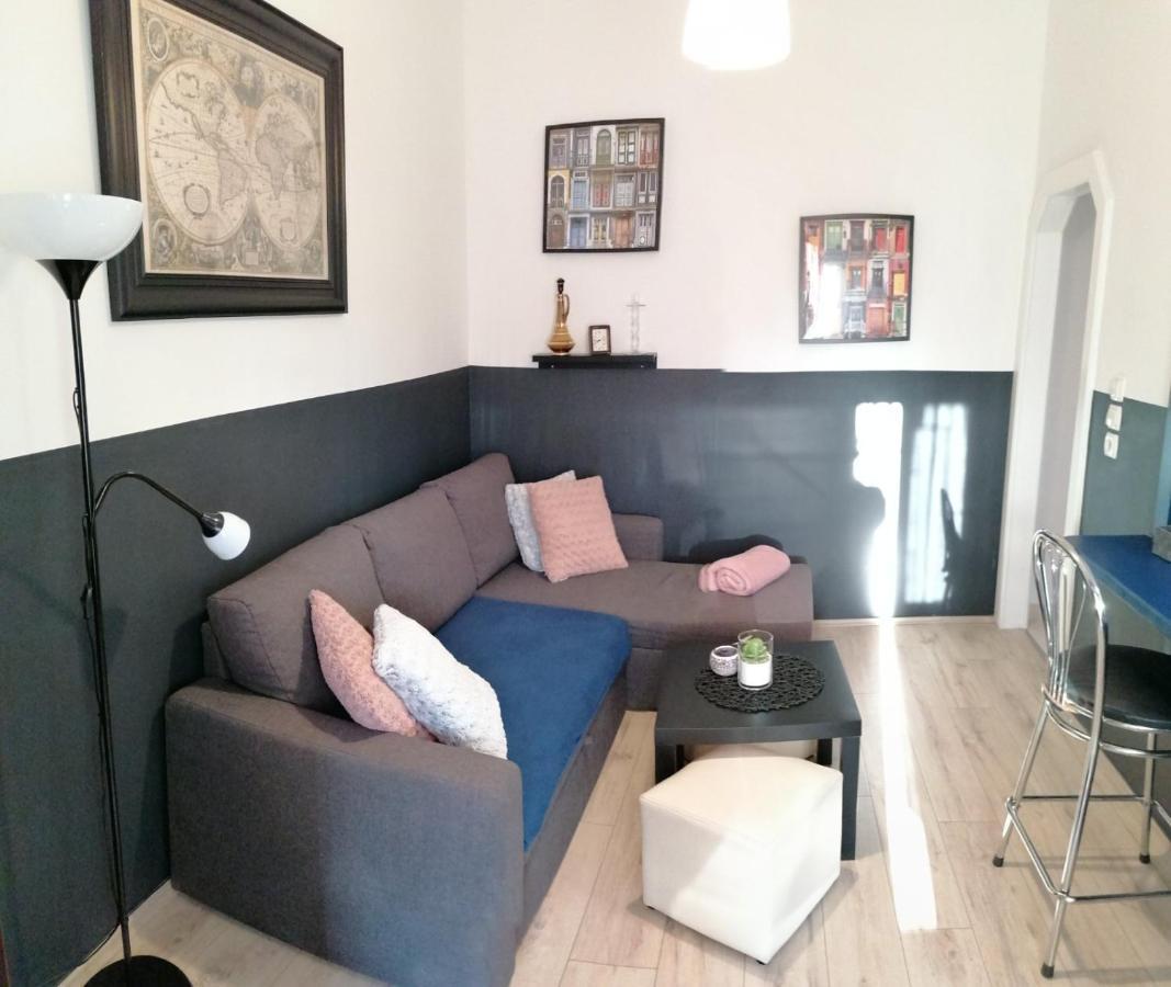 Apartment Nicol Pula Ngoại thất bức ảnh